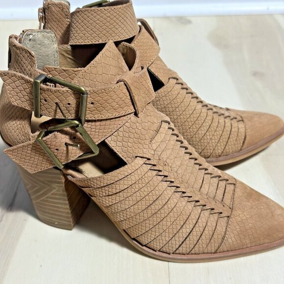 Gianni Bini Wrapped-Up Leather Cut Out Booties Sz 8 casual - Picture 5 of 7